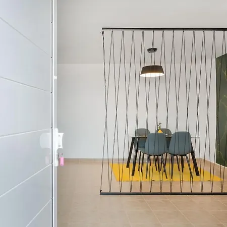 Tea-rose Loft Apartment